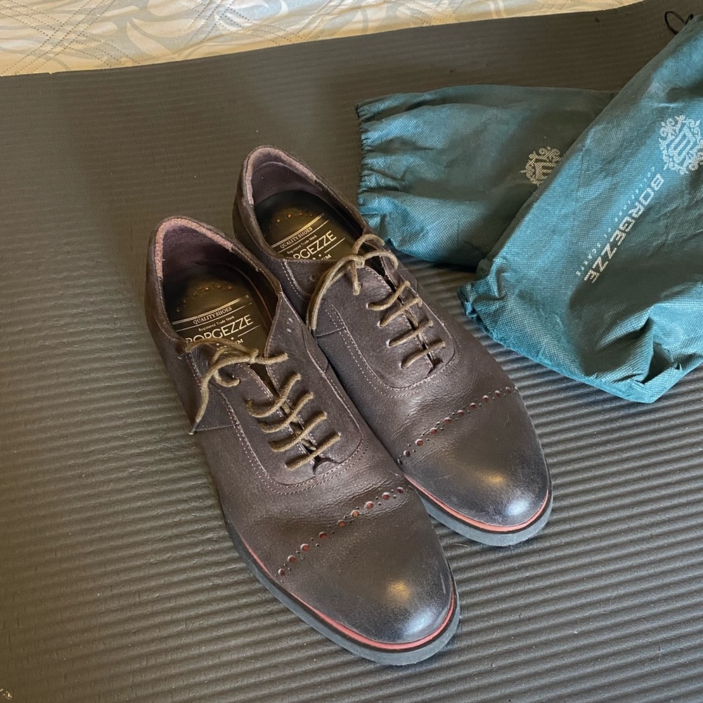 Mens shoes
